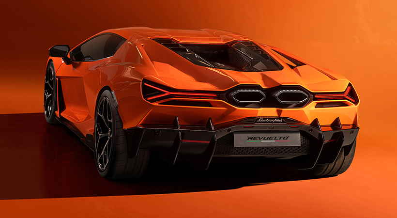 Lamborghini Revuelto