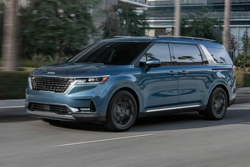 KIA Carnival 2024, ligeras mejoras y aumento de precio Autolandia